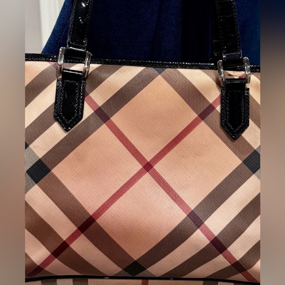 Burberry Nova Check Nickie Tote Bag - Picture 5 of 14